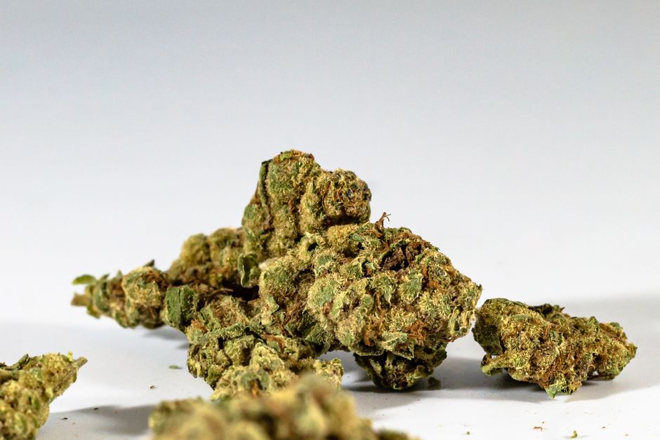 Chill Out Eh? The Ultimate Guide to Canada's Best Weed for Anxiety